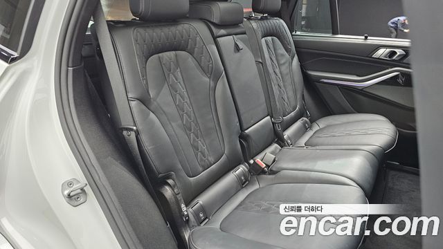 BMW X5 2025 — photo 17
