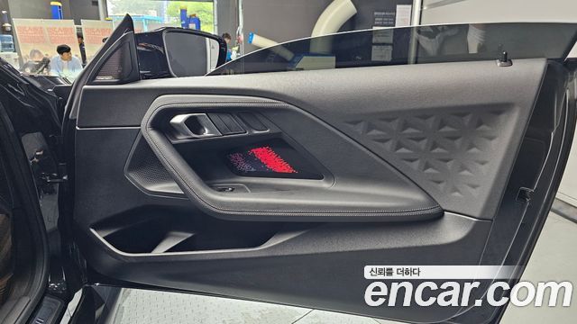 BMW M2 2025 — photo 15