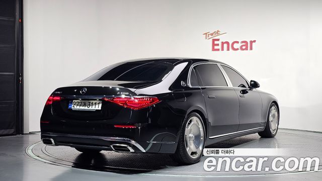 Mercedes-Benz S-Class 2023 — photo 2