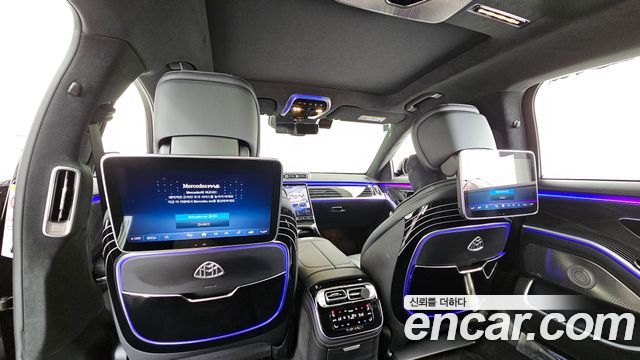 Mercedes-Benz S-Class 2023 — photo 27