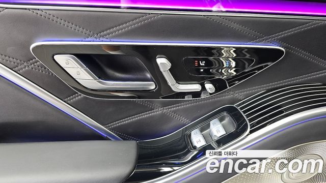 Mercedes-Benz S-Class 2023 — photo 35