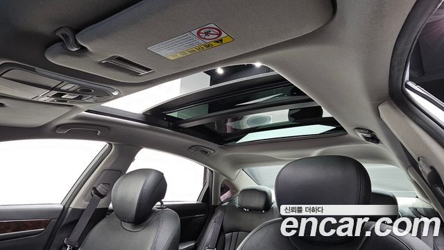 Hyundai Genesis 2016 — photo 17
