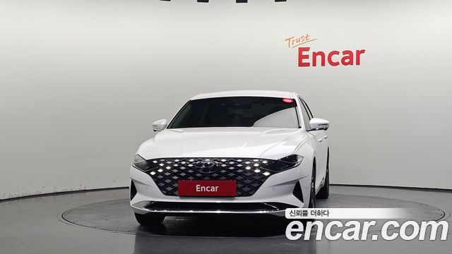 Hyundai Grandeur 2022 — photo 3