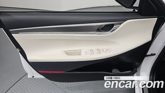 Hyundai Grandeur 2022 — photo 14