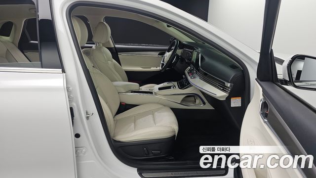 Hyundai Grandeur 2022 — photo 16