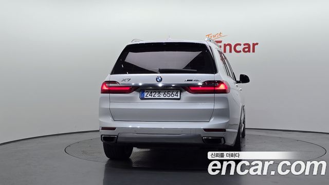 BMW X7 2020 — photo 4