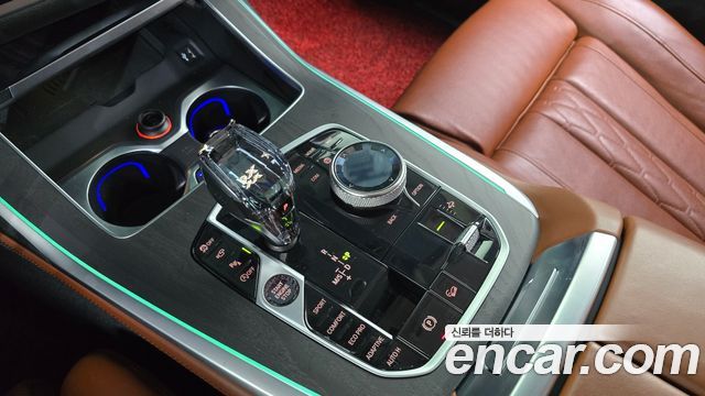 BMW X7 2020 — photo 9