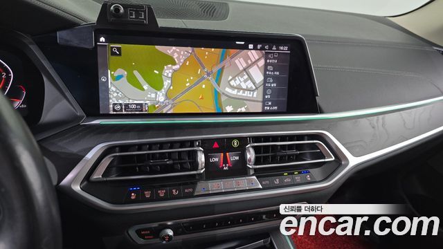 BMW X7 2020 — photo 12