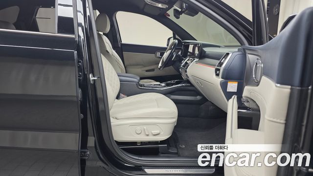 Kia Sorento 2022 — photo 11