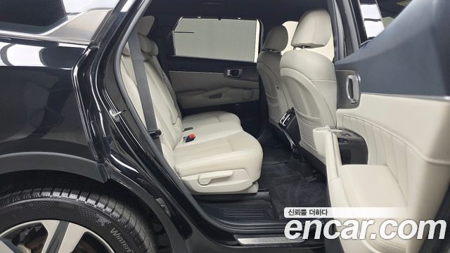 Kia Sorento 2022 — photo 12
