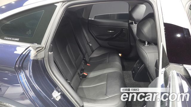 BMW 4-Series 2020 — photo 17