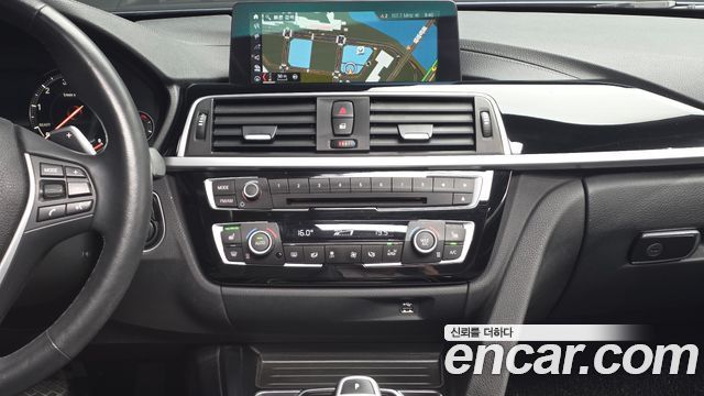 BMW 4-Series 2020 — photo 19