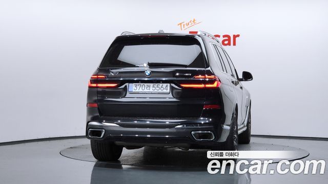 BMW X7 2025 — photo 4
