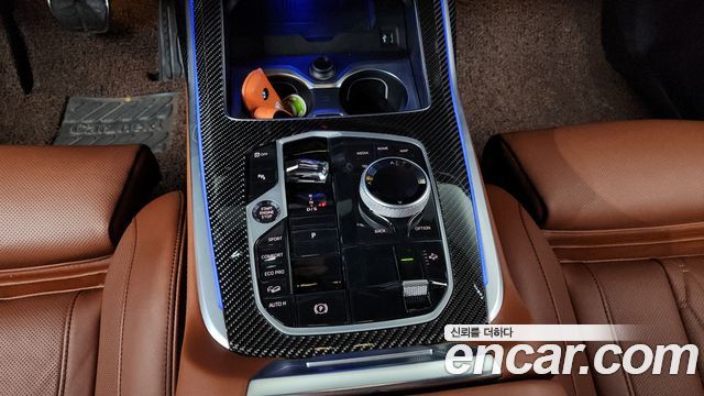 BMW X7 2025 — photo 9