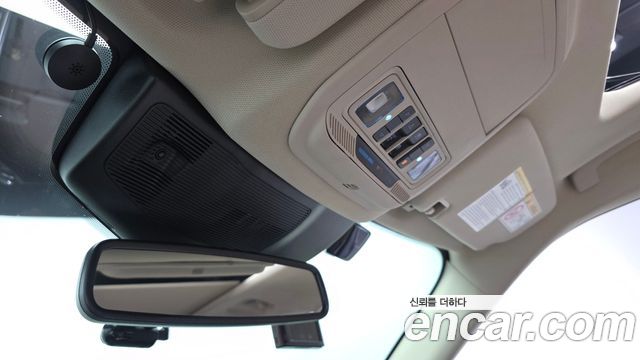 Ford Explorer 2021 — photo 29