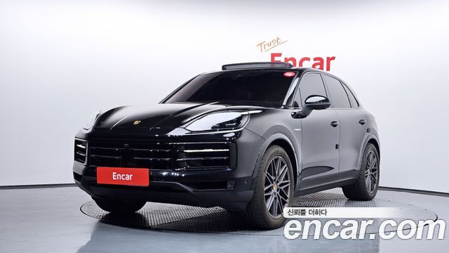 Porsche Cayenne 2024 — photo 1