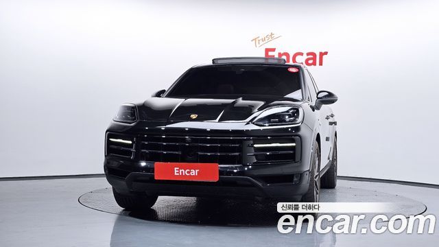 Porsche Cayenne 2024 — photo 3