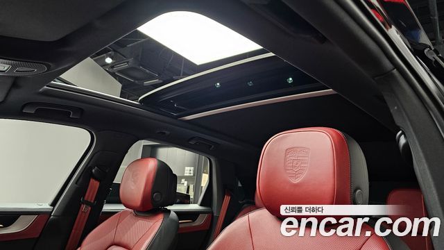 Porsche Cayenne 2024 — photo 24