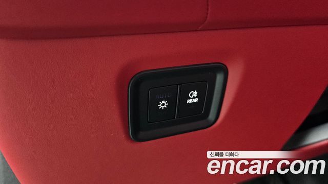 Porsche Cayenne 2024 — photo 25