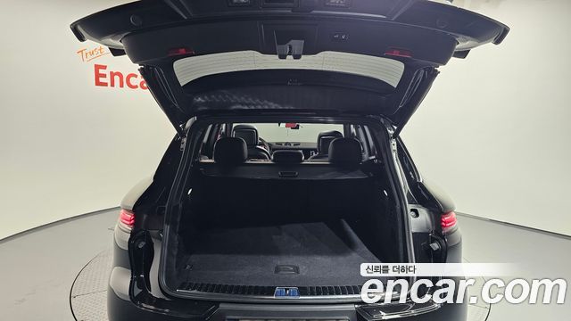 Porsche Cayenne 2024 — photo 27