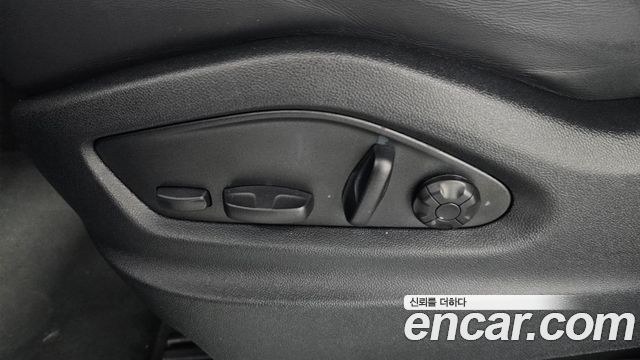 Porsche Cayenne 2024 — photo 31
