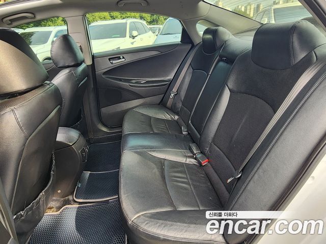 Hyundai Sonata 2012 — photo 8