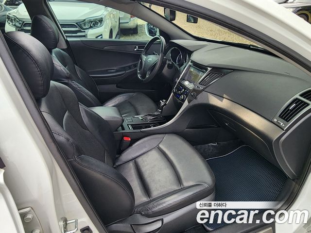Hyundai Sonata 2012 — photo 10