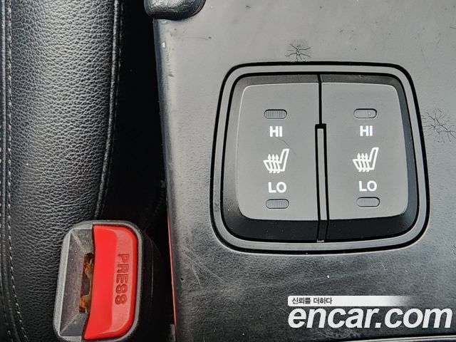 Hyundai Sonata 2012 — photo 12