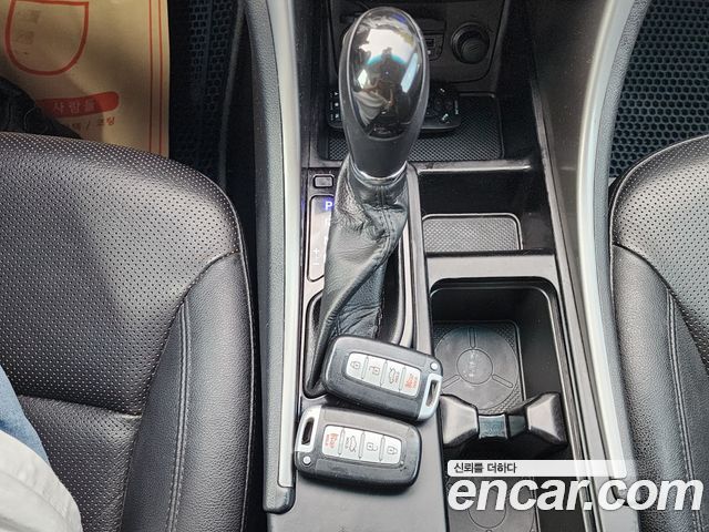 Hyundai Sonata 2012 — photo 13