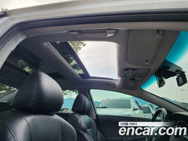 Hyundai Sonata 2012 — photo 14