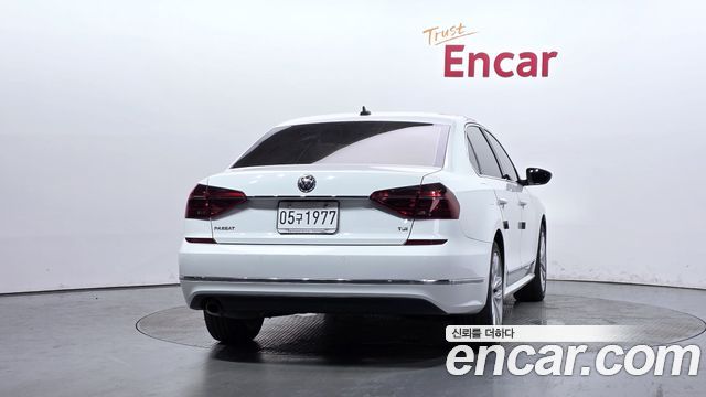 Volkswagen Passat 2018 — photo 4