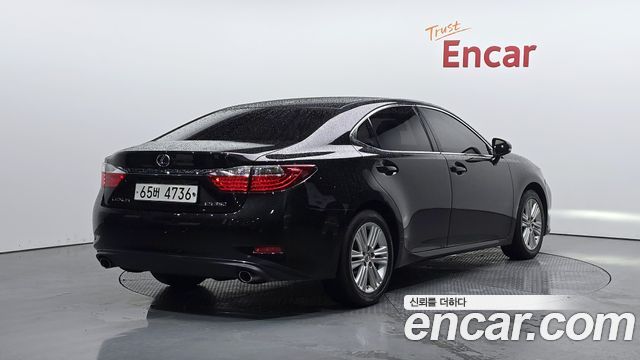 Lexus ES 2014 — photo 2