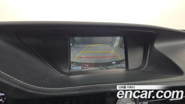 Lexus ES 2014 — photo 20