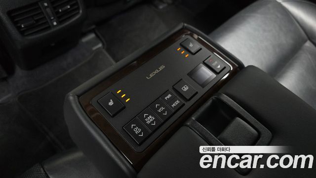 Lexus ES 2014 — photo 23