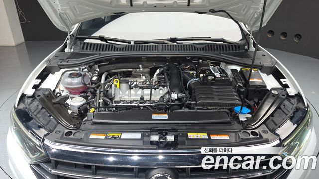 Volkswagen Jetta 2021 — photo 6