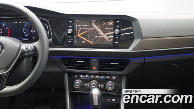 Volkswagen Jetta 2021 — photo 20