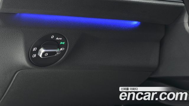 Volkswagen Jetta 2021 — photo 24