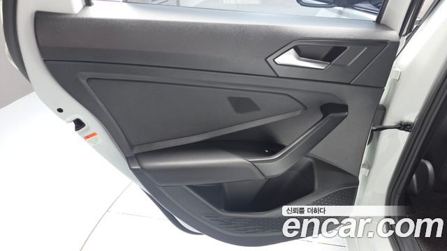 Volkswagen Jetta 2021 — photo 15