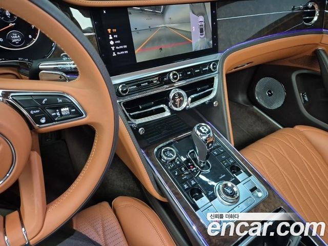 Bentley Flying Spur 2022 — photo 9