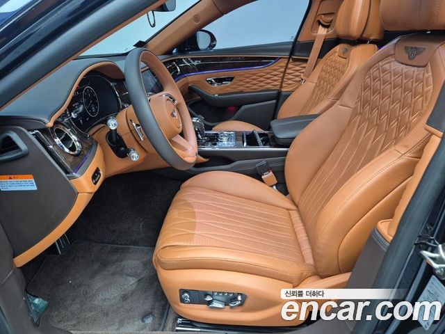 Bentley Flying Spur 2022 — photo 10