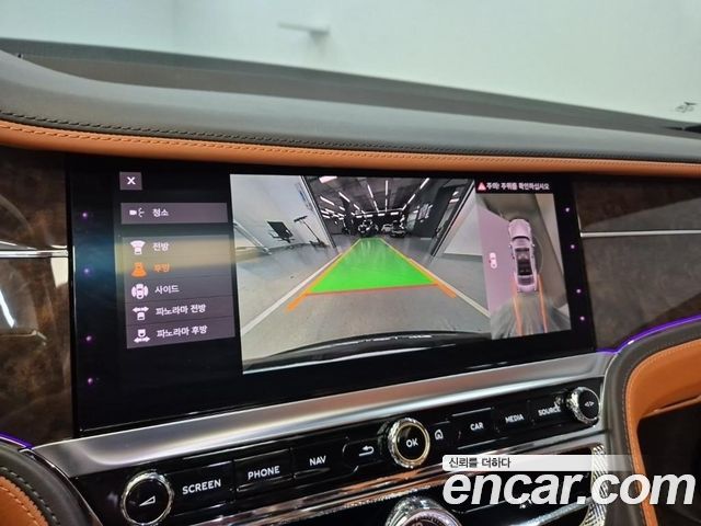 Bentley Flying Spur 2022 — photo 14