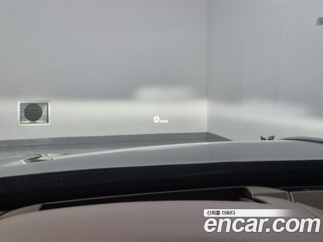 Bentley Flying Spur 2022 — photo 16