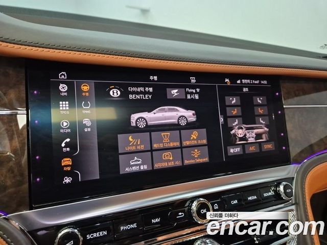 Bentley Flying Spur 2022 — photo 17