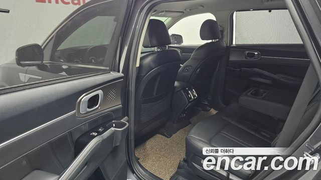 Kia Sorento 2021 — photo 12