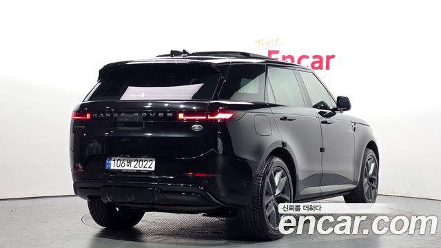 Land Rover Range Rover Sport 2023 — photo 2