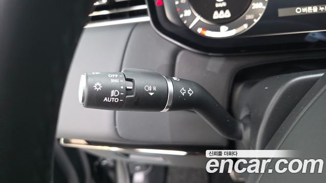 Land Rover Range Rover Sport 2023 — photo 26