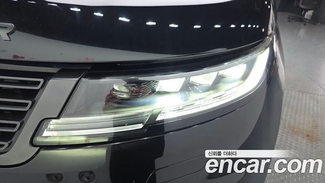 Land Rover Range Rover Sport 2023 — photo 8