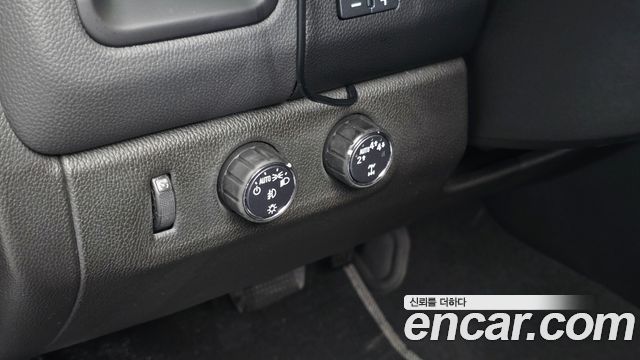 Chevrolet Korea Colorado 2021 — photo 19