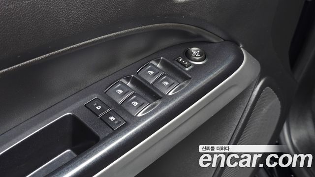 Chevrolet Korea Colorado 2021 — photo 20