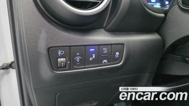 Hyundai Kona 2018 — photo 13